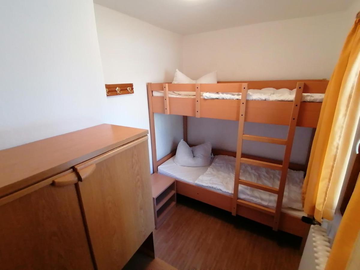 Martas Gaestehaeuser Gross Vaeter See Templin Kültér fotó