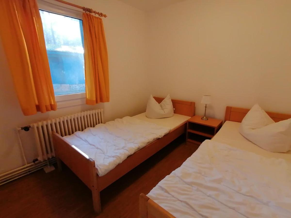 Martas Gaestehaeuser Gross Vaeter See Templin Kültér fotó