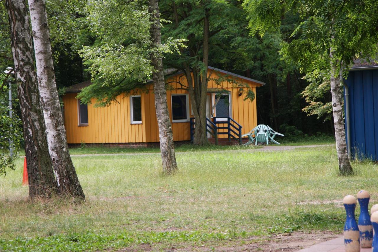 Martas Gaestehaeuser Gross Vaeter See Templin Kültér fotó